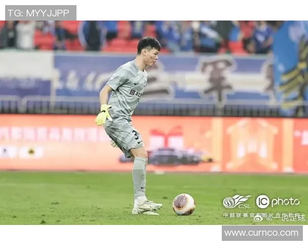 武汉足球队在世界锦标赛中的表现分析与状态评估 武汉足球队在世界锦标赛中的表现分析与状态评估